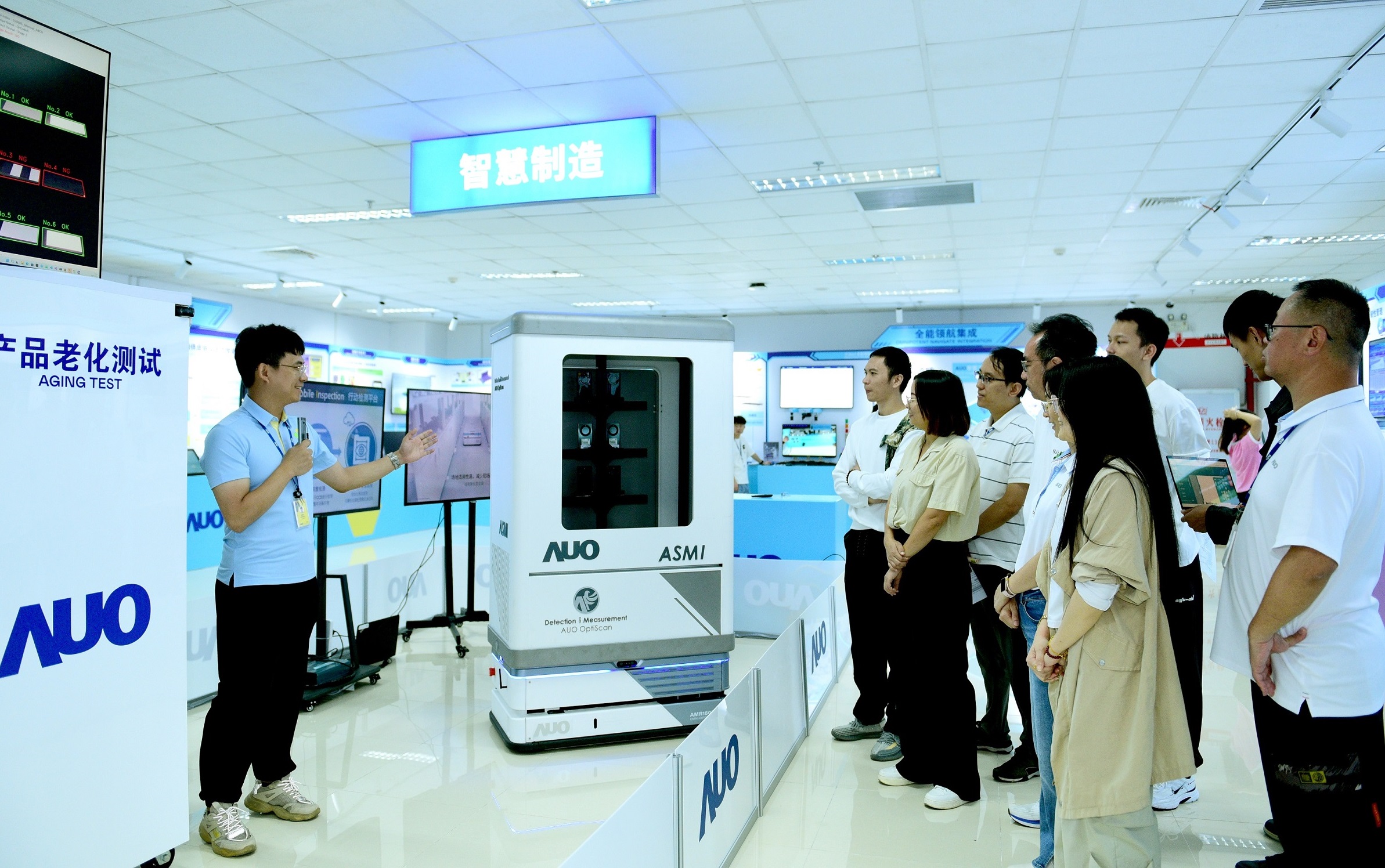 k1体育厦门将5G+ABC技术串联生产管理全流程，打通研发、采购、生管、制程、设备、质量等产品全生命周期制造流程，完成数字化设计、智慧供应链、智能座舱、全流程设备管理、数据驱动优化、智慧在线检测、智慧品管等自适应生产模式升级